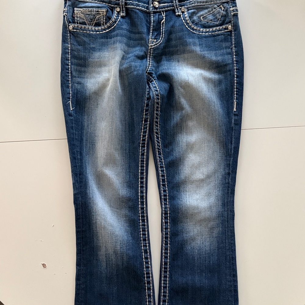 Jeans - Picture 10 of 12
